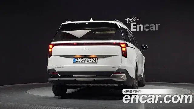 Kia Carnival 2025 — Photo 4/20