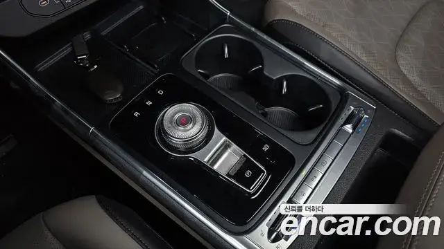 Kia Carnival 2025 — Photo 9/20