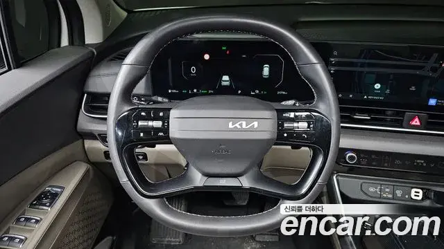 Kia Carnival 2025 — Photo 14/20