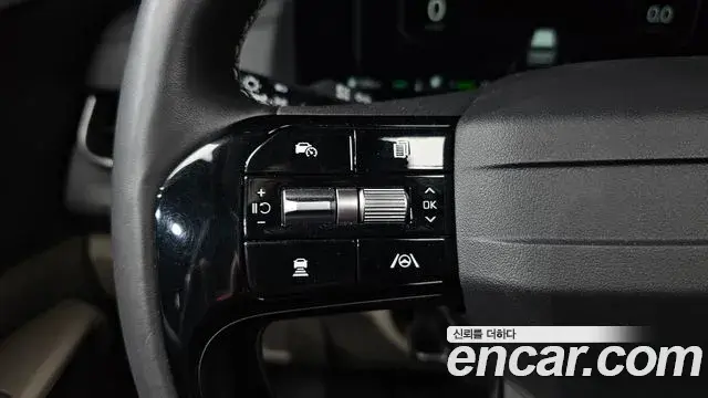 Kia Carnival 2025 — Photo 16/20