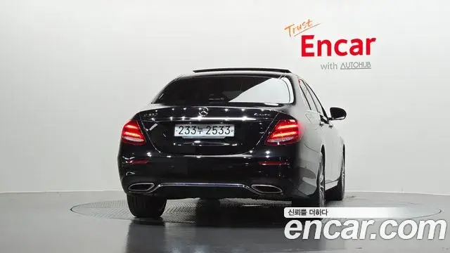 Mercedes-Benz E-Class 2019 — Şəkil 4/20
