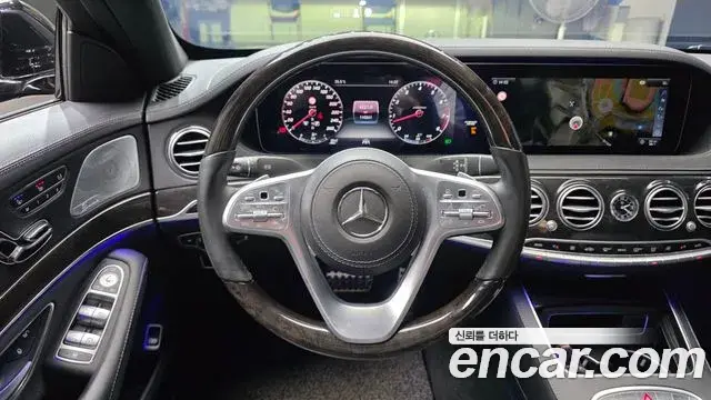 Mercedes-Benz S-Class 2018 — Photo 14/20