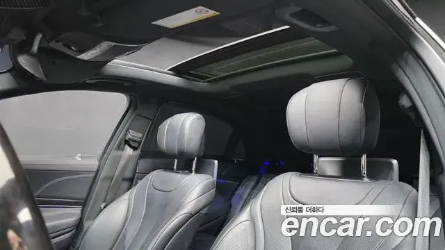 Mercedes-Benz S-Class 2018 — Photo 19/20