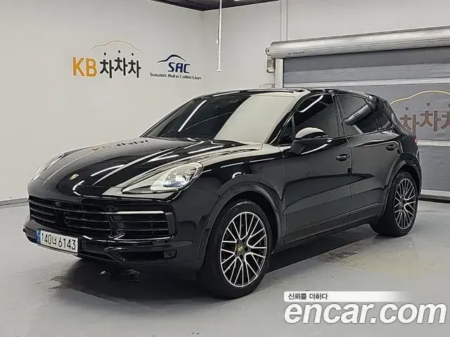 Porsche Cayenne 2023 — Фото 9/19