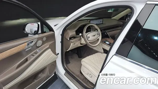 Genesis GV80 2020 — Photo 11/20