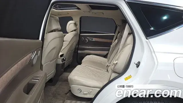 Genesis GV80 2020 — Photo 12/20