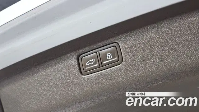 Genesis GV80 2020 — Photo 18/20