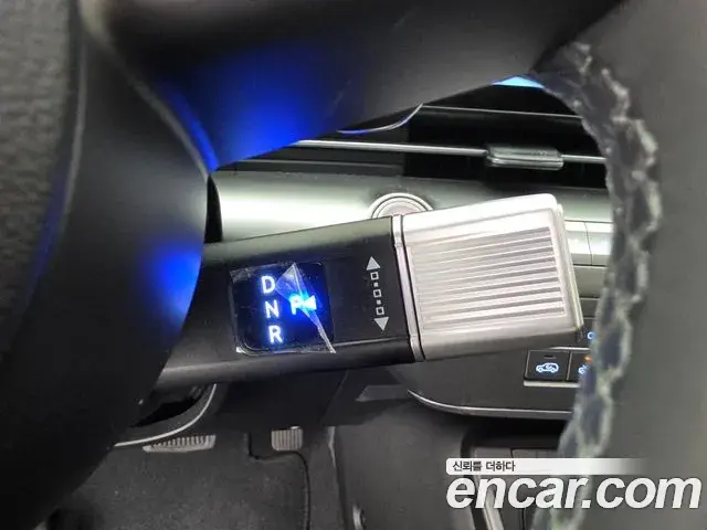 Hyundai Kona 2023 — Şəkil 8/20