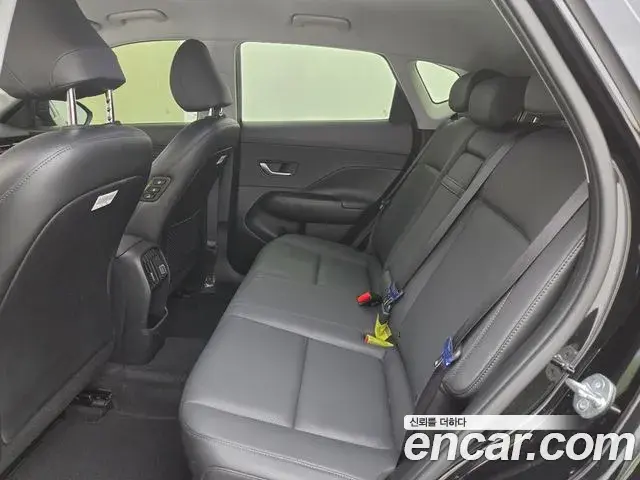 Hyundai Kona 2023 — Şəkil 11/20