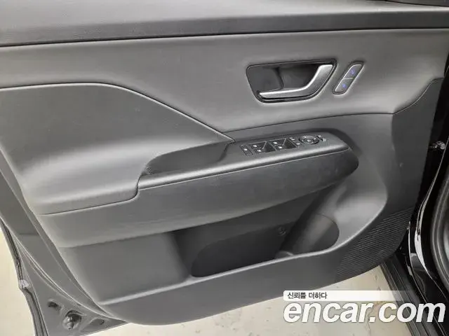 Hyundai Kona 2023 — Şəkil 16/20
