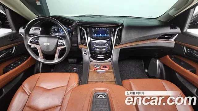 Cadillac Escalade 2019 — Photo 9/20