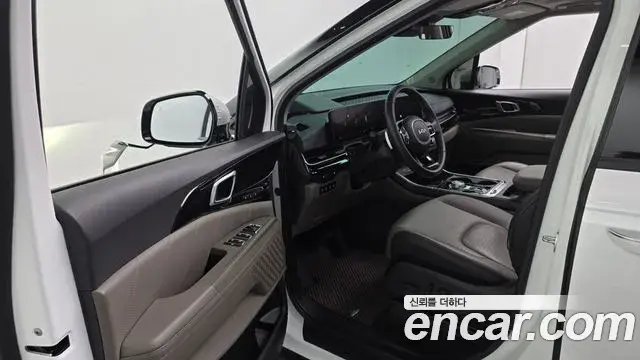 Kia Carnival 2024 — Photo 10/20