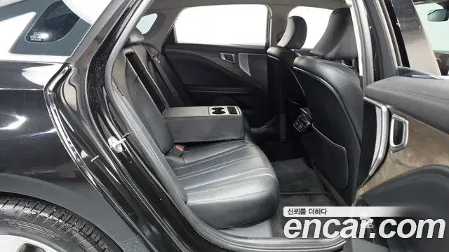 Kia K8 2022 — Şəkil 11/20