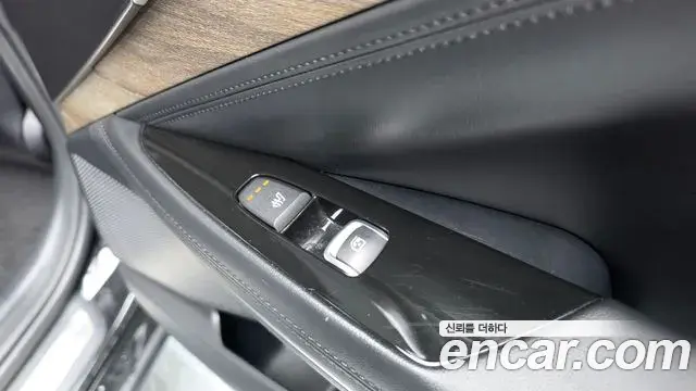 Kia K8 2022 — Şəkil 16/20