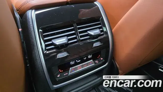 BMW X7 2024 — Photo 20/20