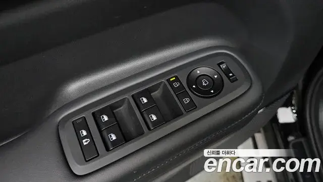 Hyundai Santa Fe 2023 — Photo 18/20