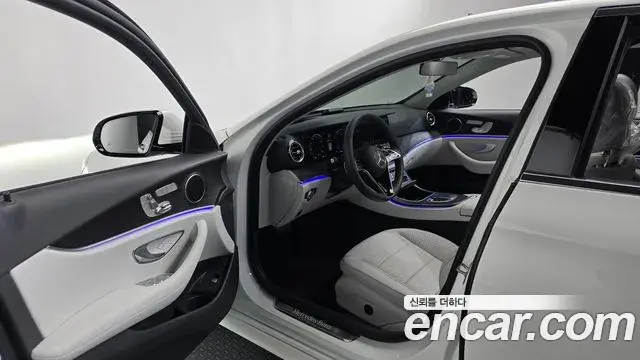 Mercedes-Benz E-Class 2022 — Şəkil 10/20