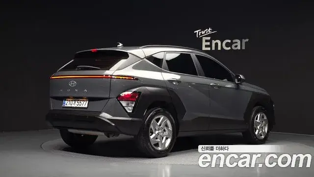 Hyundai Kona 2025 — Фото 2/20