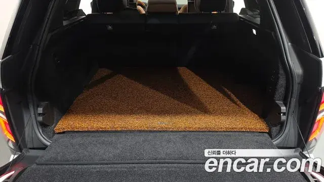 Land Rover Range Rover 2018 — Фото 19/20