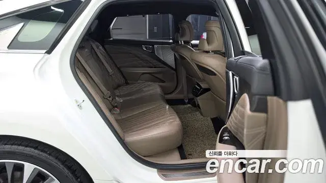 Kia K8 2021 — Şəkil 12/20