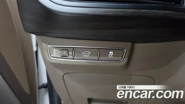 Kia K8 2021 — Şəkil 17/20