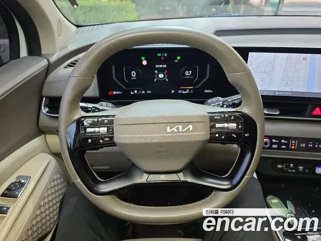 Kia Carnival 2025 — Photo 19/20