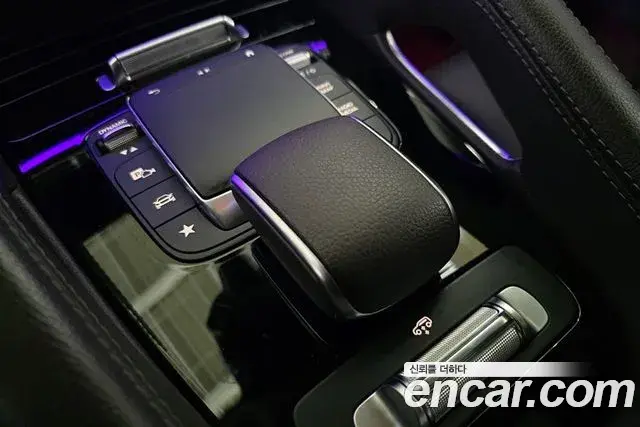 Mercedes-Benz GLE-Class 2021 — Şəkil 19/20