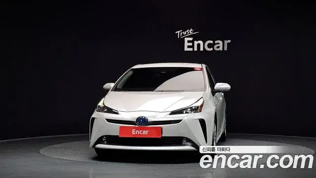 Toyota Prius 2021 — Şəkil 3/20