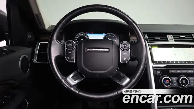 Land Rover Discovery 5 2018 — Şəkil 13/20