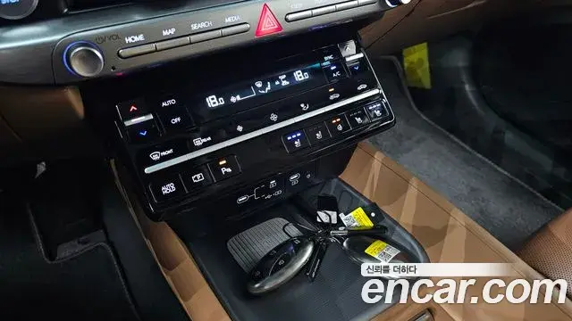 Hyundai Grandeur 2024 — Фото 15/20