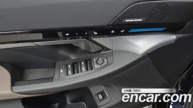 BMW 5 Series 2024 — Photo 17/20