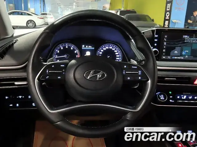 Hyundai Sonata 2022 — Photo 9/20