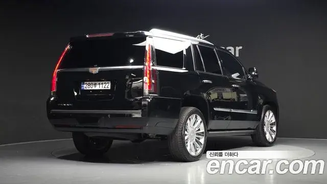 Cadillac Escalade 2019 — Şəkil 2/20