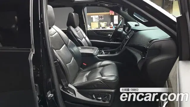Cadillac Escalade 2019 — Şəkil 11/20