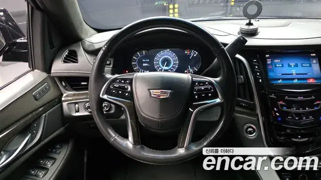 Cadillac Escalade 2019 — Şəkil 13/20
