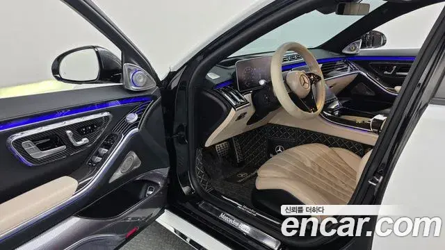Mercedes-Benz S-Class 2021 — Photo 10/20