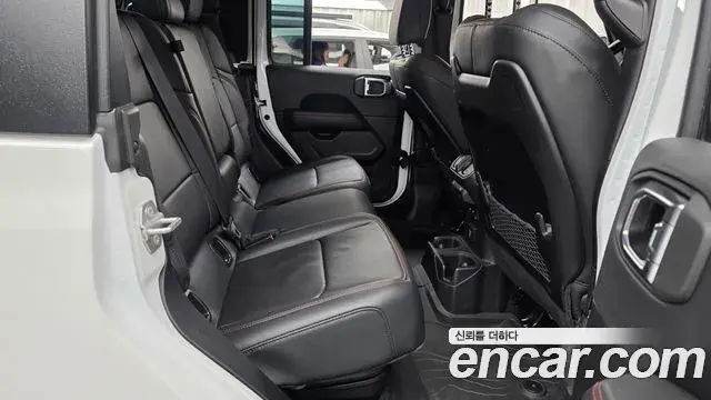 Jeep Gladiator 2025 — Photo 11/20