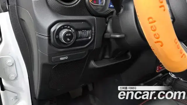 Jeep Gladiator 2025 — Photo 18/20