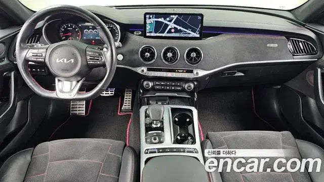 Kia Stinger 2022 — Şəkil 7/20