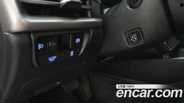 Hyundai Grandeur 2023 — Photo 18/20