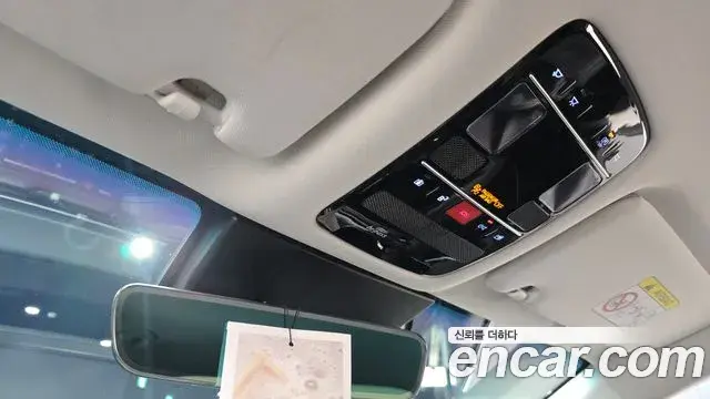Hyundai Grandeur 2023 — Photo 19/20