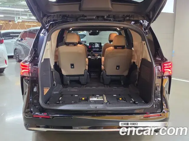 Toyota Sienna 2024 — Photo 19/19