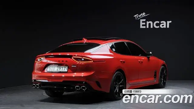 Kia Stinger 2019 — Photo 2/20