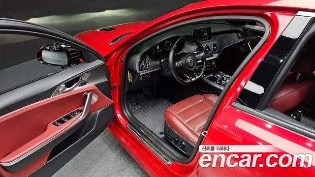 Kia Stinger 2019 — Photo 10/20