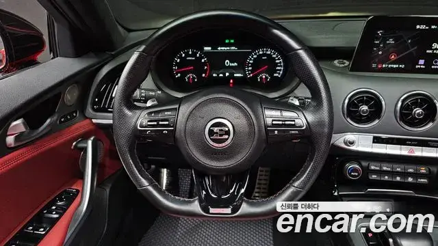 Kia Stinger 2019 — Photo 13/20