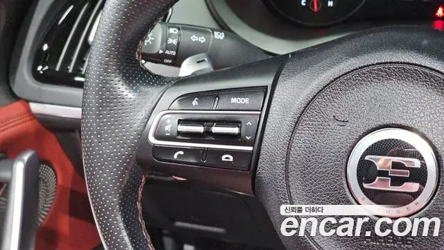 Kia Stinger 2019 — Photo 16/20