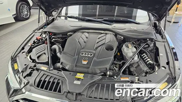 Audi A8 2021 — Şəkil 6/20