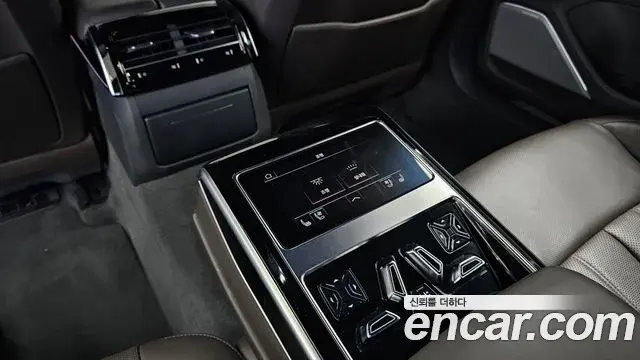 Audi A8 2021 — Şəkil 20/20