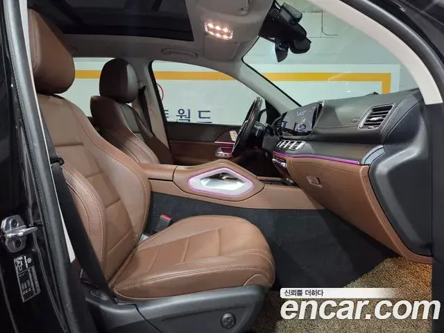 Mercedes-Benz GLE-Class 2023 — Şəkil 18/19