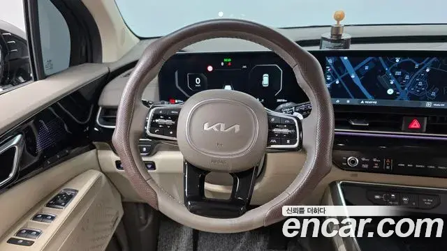 Kia Carnival 2024 — Photo 12/20